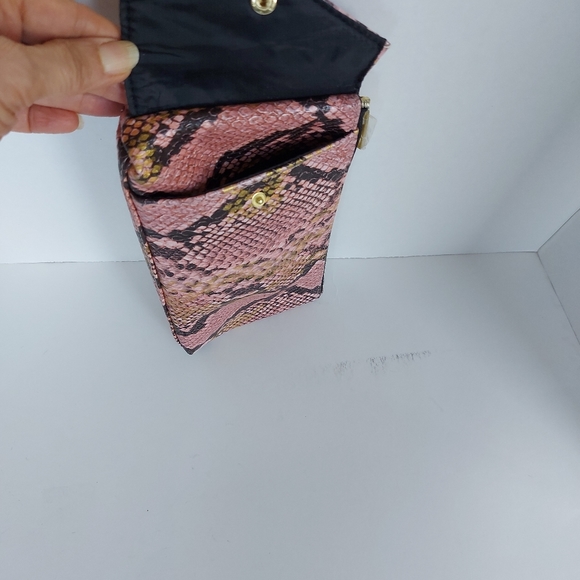 Estee Lauder Makeup Bag - Picture 3 of 5